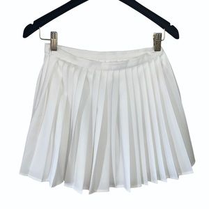 Forever 21 High Waisted White Pleated Skirt